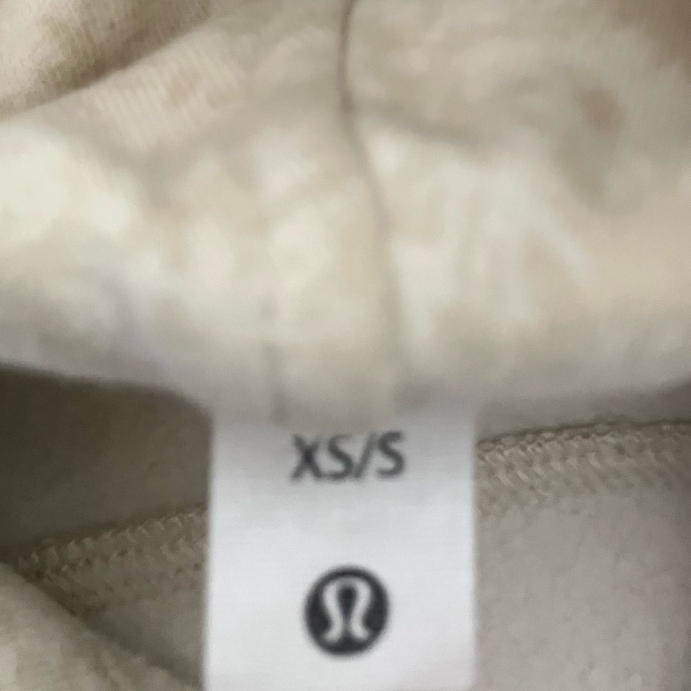 Lululemon Scuba Oversized Full-Zip Hoodie - Picture 5 of 5